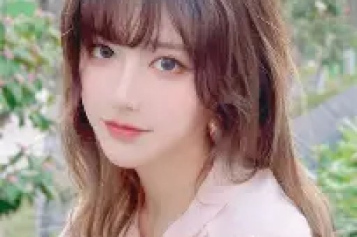 揭开《高朋满座》的神秘面纱：一场关于人生的幽默探讨