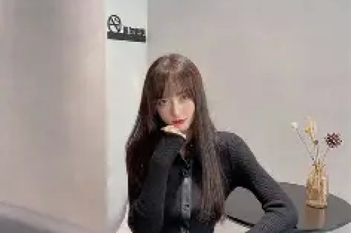 《亚洲AV无本泽朋美》免费观看